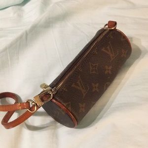 small louis vuitton pouch
